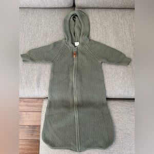 Goumi knit wearable blanket